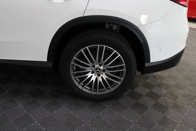 New 2024 Mercedes-Benz GLC 300 4MATIC image 10