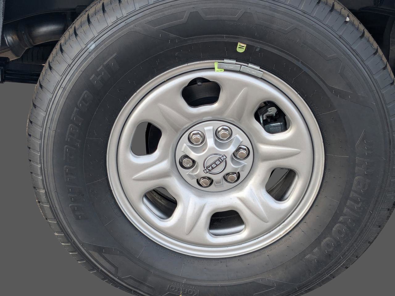 New 2026 Nissan Frontier S image 9