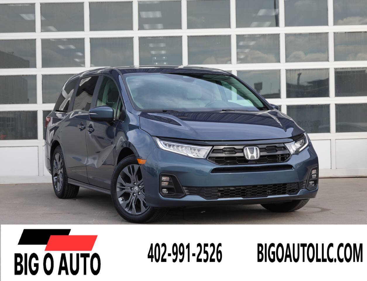 Used 2025 Honda Odyssey Touring image 1