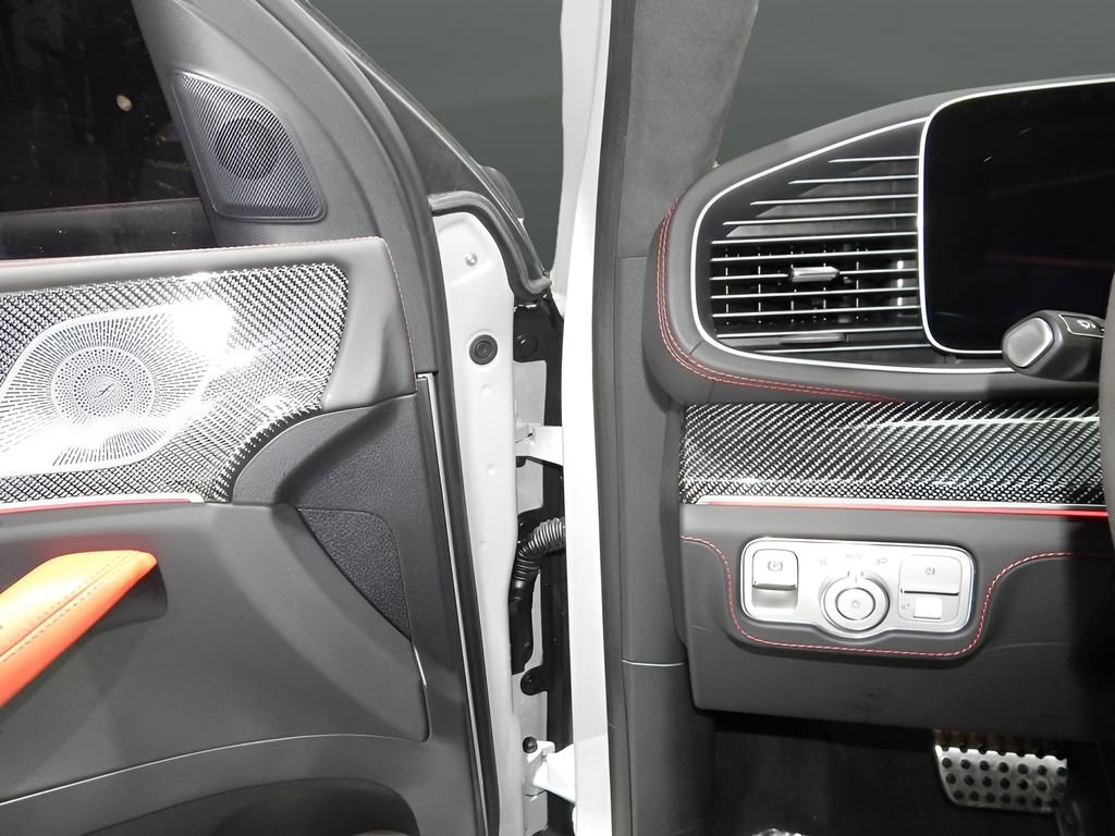 Used 2024 Mercedes-Benz GLE 63 AMG S w/ Driver Assistance Package image 28