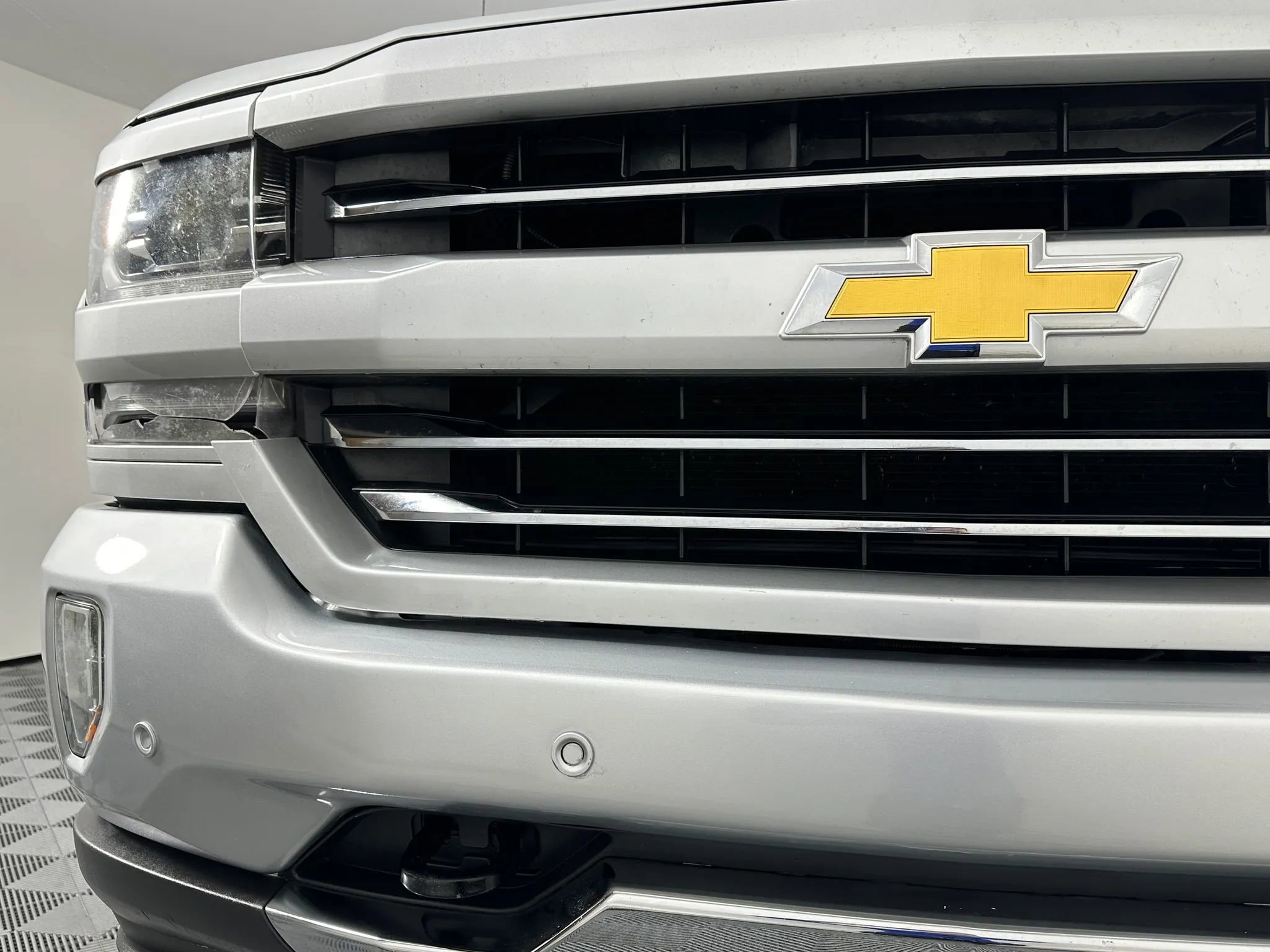 Used 2016 Chevrolet Silverado 1500 LTZ Z71 w/ LTZ Plus Package image 5