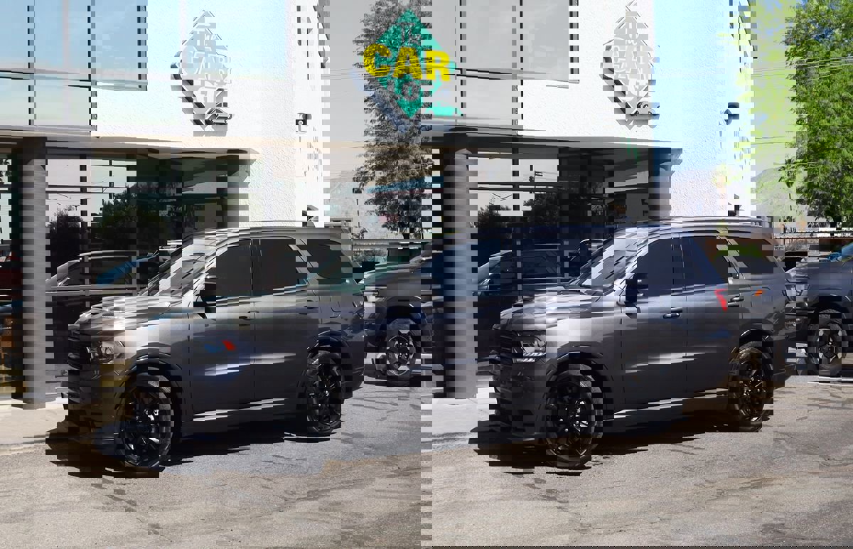 Used 2018 Dodge Durango R/T w/ Blacktop Package image 4