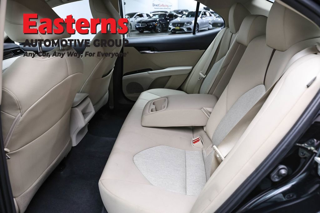 Used 2019 Toyota Camry LE FWD image 21