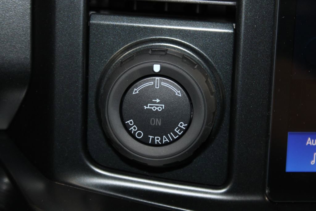 New 2025 Ford F250 Lariat w/ Lariat Ultimate Package image 44