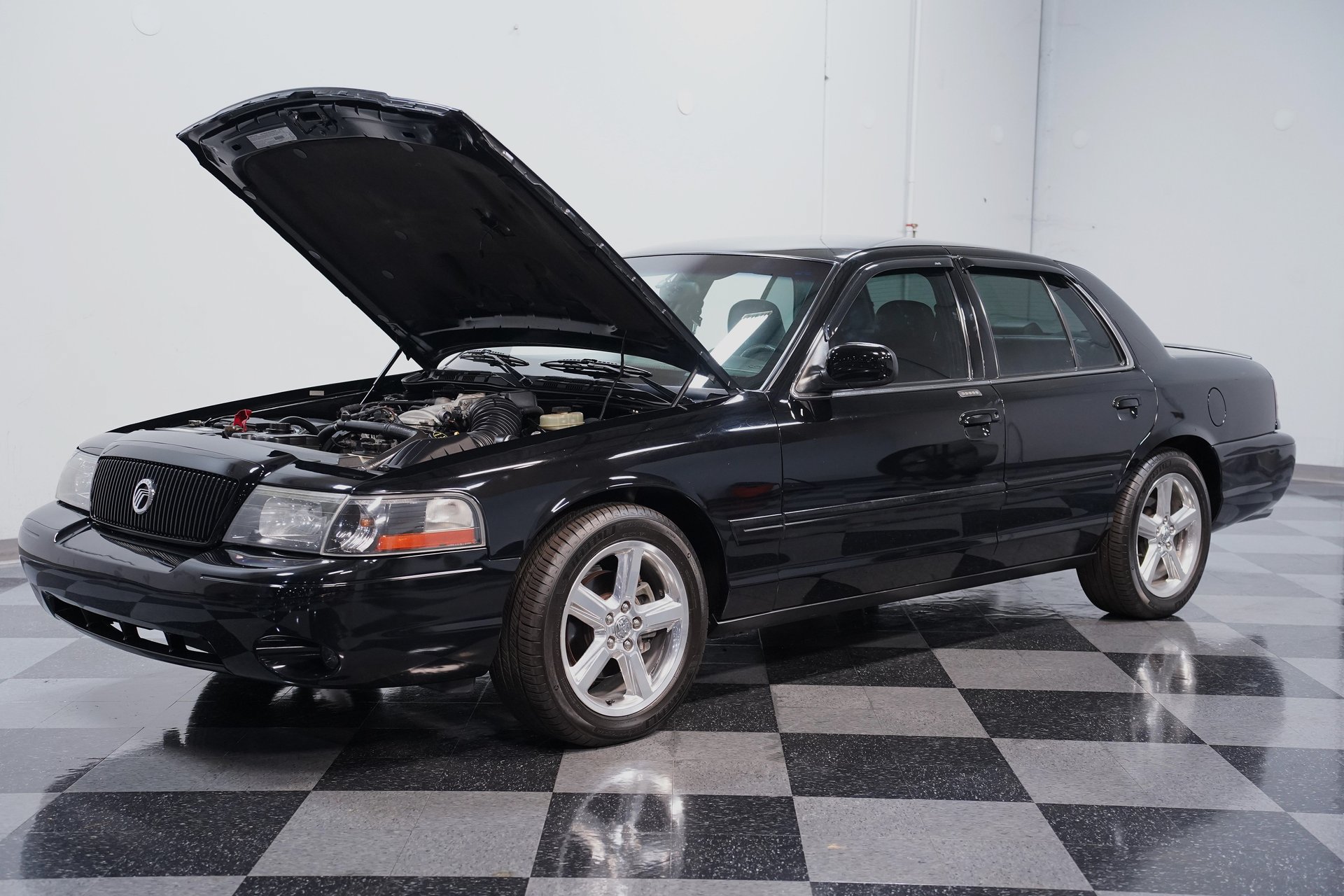 Used 2003 Mercury Marauder RWD image 25