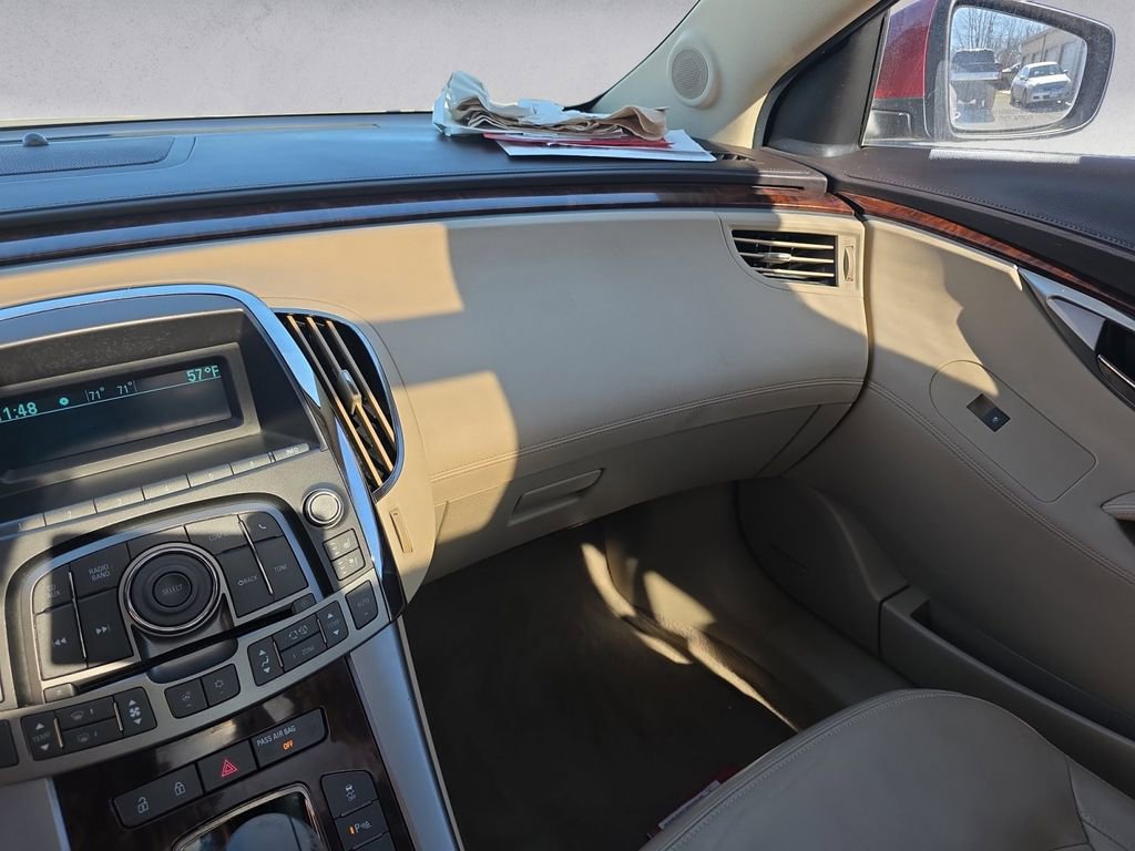 Used 2011 Buick LaCrosse CXS image 10