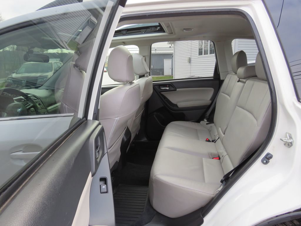 Used 2014 Subaru Forester 2.5i Limited image 28