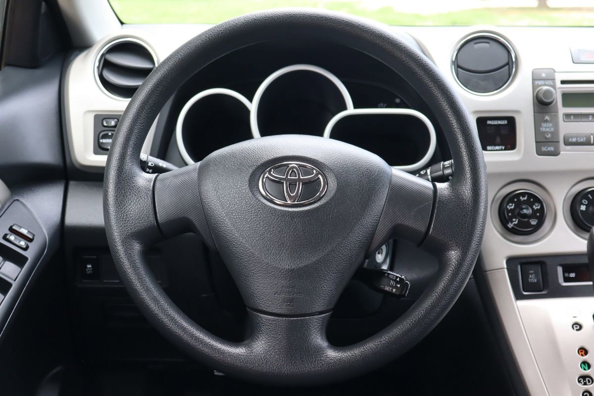 Used 2009 Toyota Matrix S AWD/4WD image 17