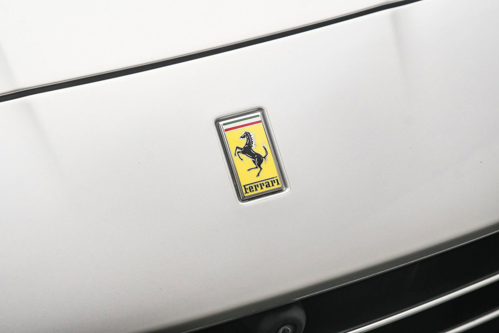 Used 2019 Ferrari Portofino image 29