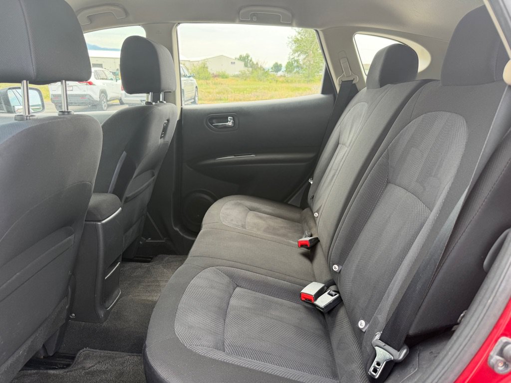 Used 2013 Nissan Rogue S AWD/4WD image 23