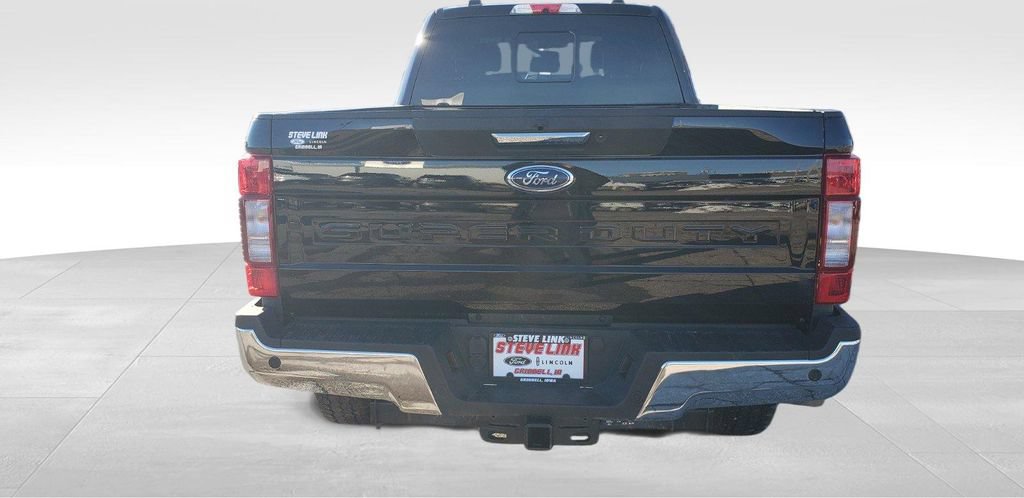 Used 2022 Ford F250 Lariat w/ Lariat Value Package AWD/4WD image 11