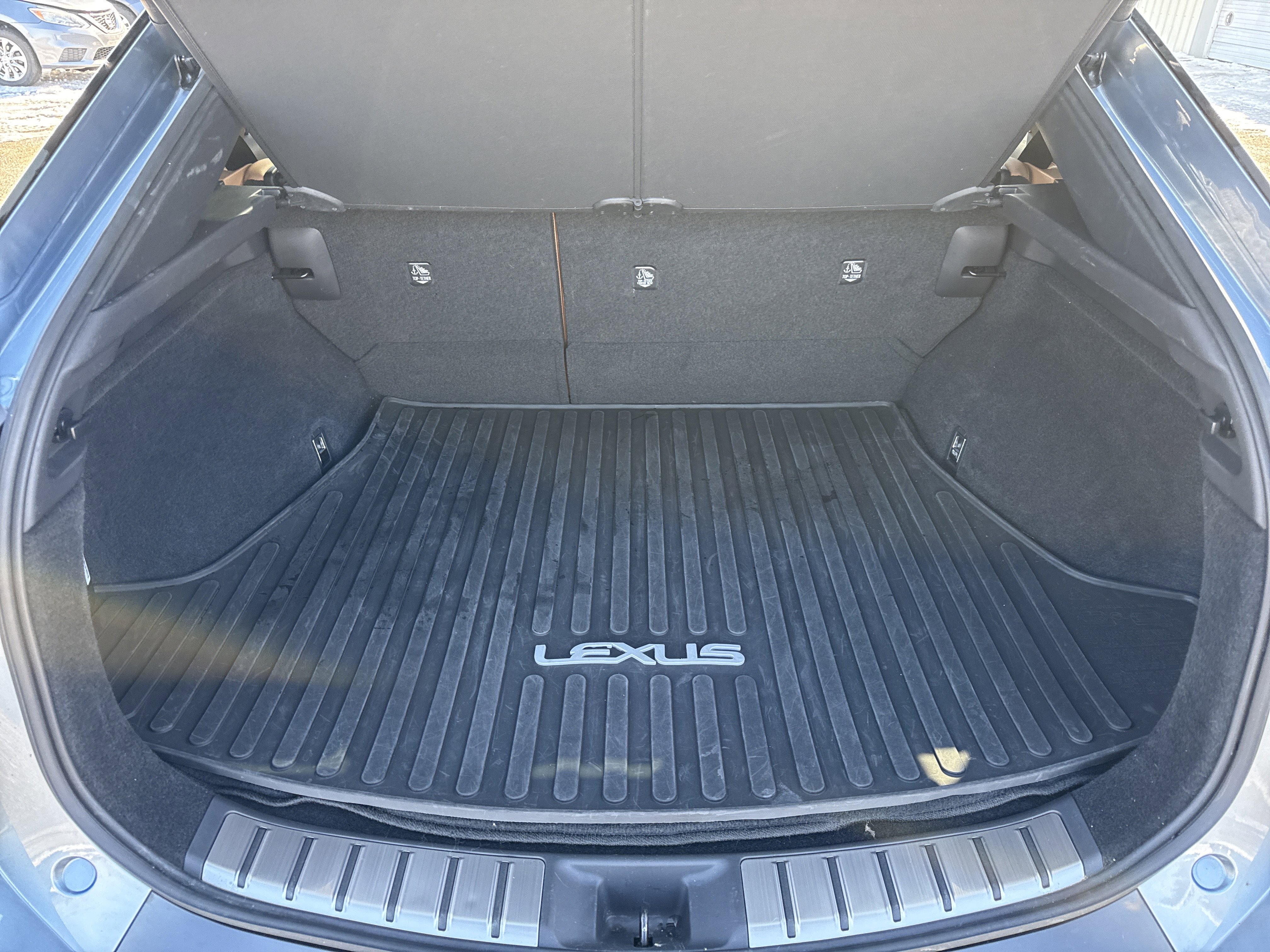 Used 2023 Lexus RZ 450e Premium w/ Accessory Package (2T) image 8