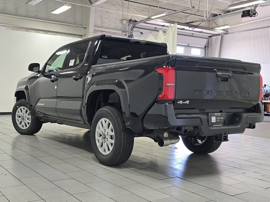 New 2025 Toyota Tacoma 4x4 Double Cab image 12