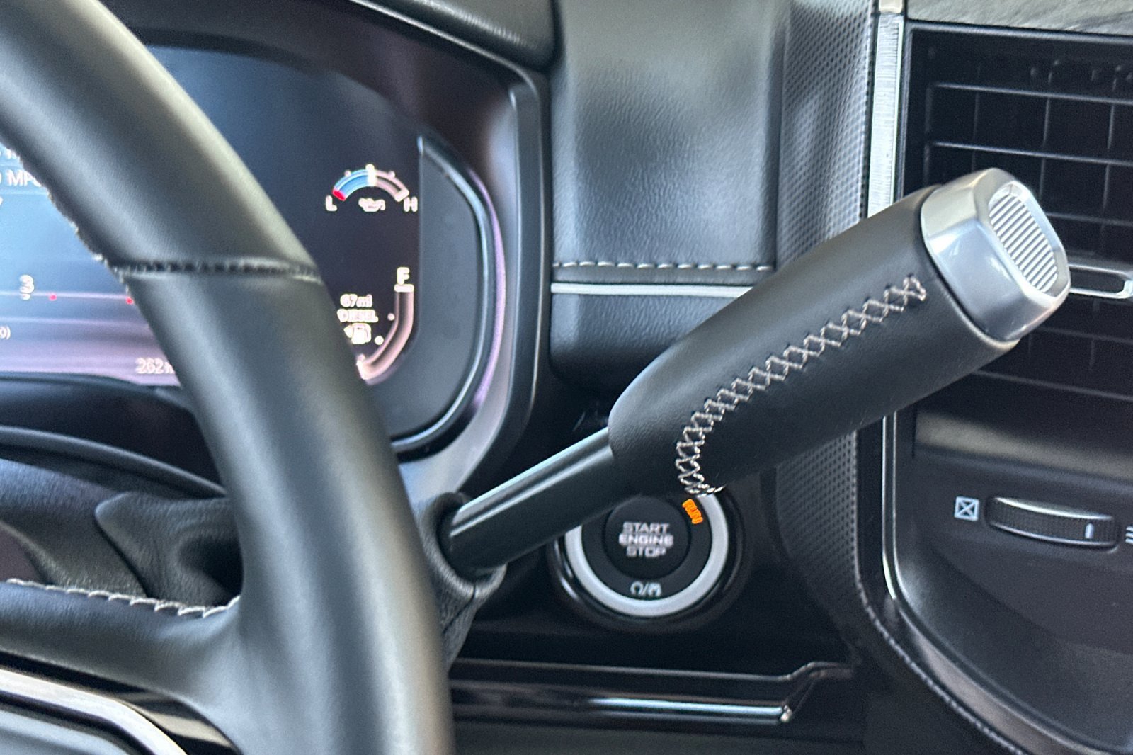 New 2025 RAM 3500 Limited image 21