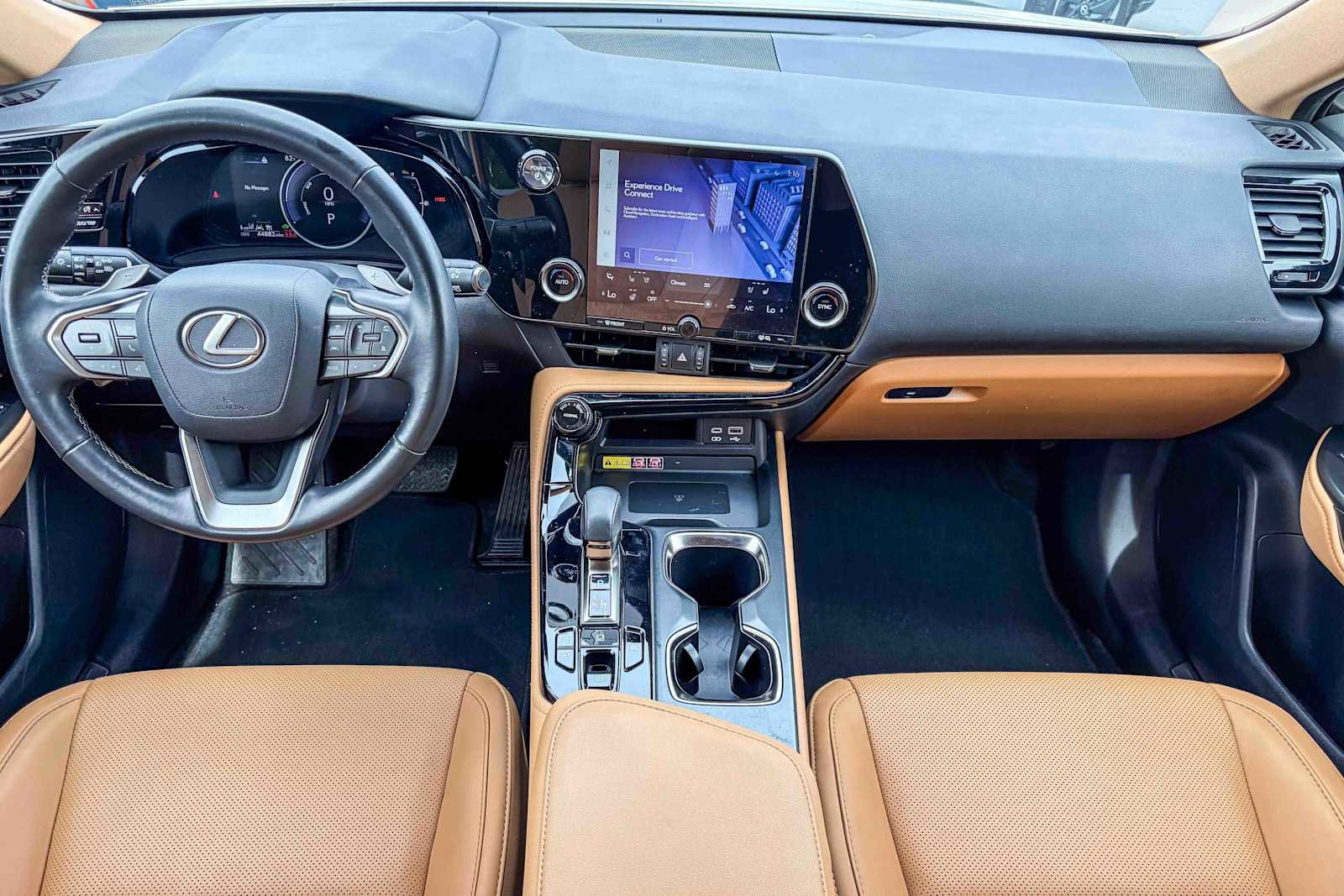 Used 2024 Lexus NX 350h AWD image 11