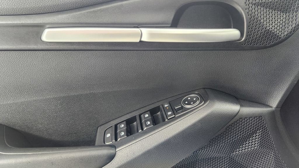 Used 2024 Kia Seltos LX AWD/4WD image 19