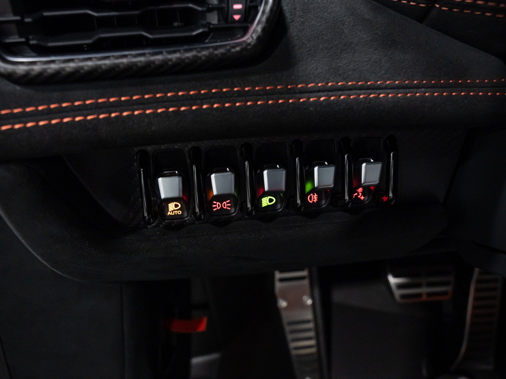 Used 2024 Lamborghini Huracan STO RWD image 64