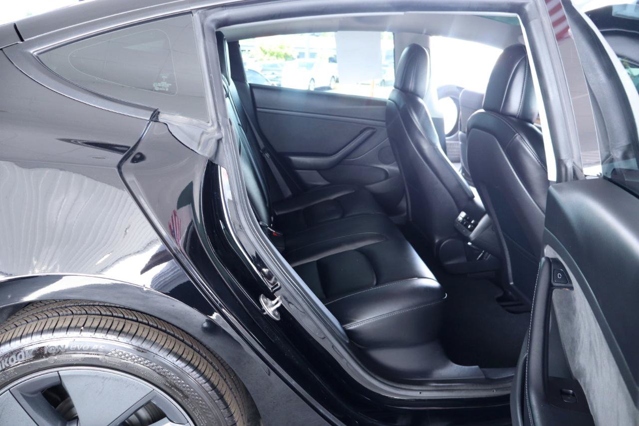 Used 2022 Tesla Model 3 Long Range AWD/4WD image 31