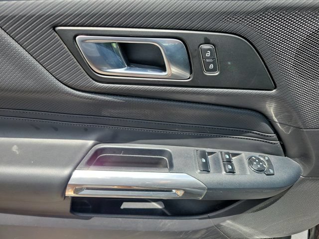 Used 2025 Ford Mustang Premium RWD image 13