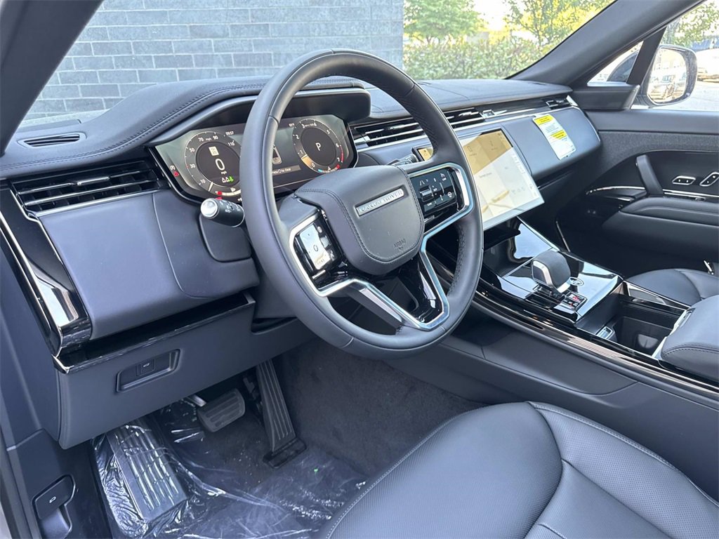 New 2025 Land Rover Range Rover Sport SE image 21