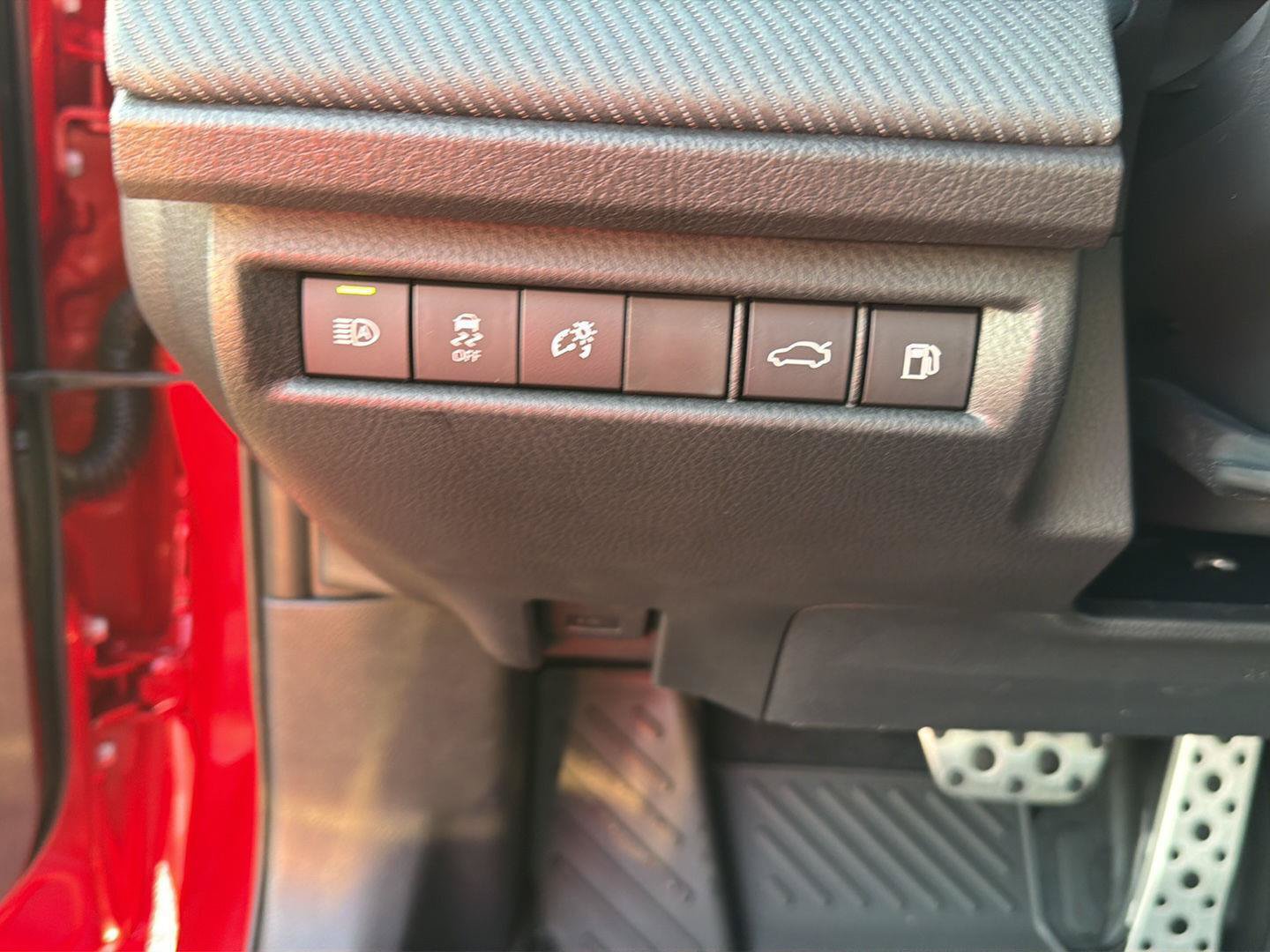 New 2026 Toyota Camry SE FWD image 19