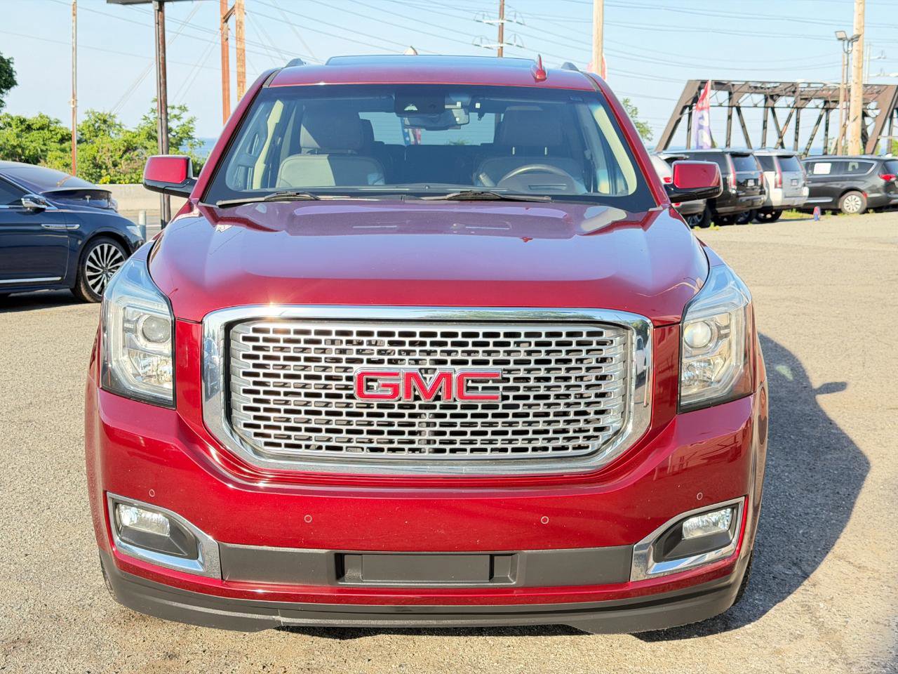 Used 2017 GMC Yukon Denali w/ Open Road Package AWD/4WD image 11