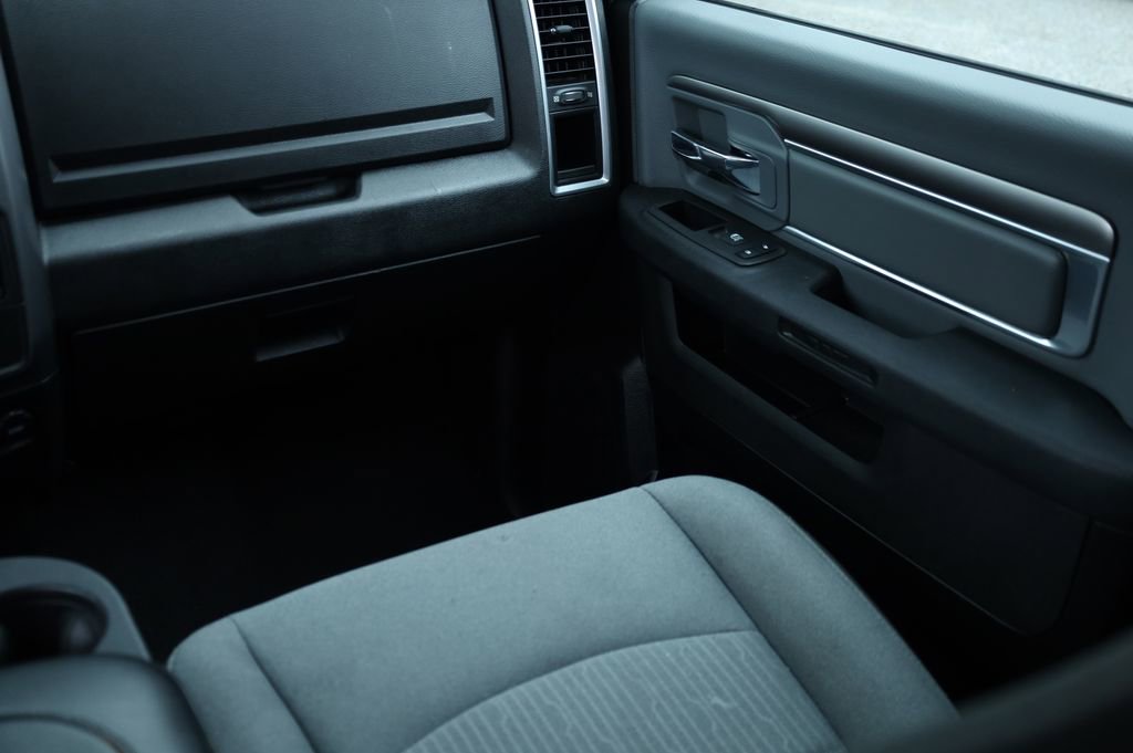 Used 2024 RAM 1500 Classic SLT image 22