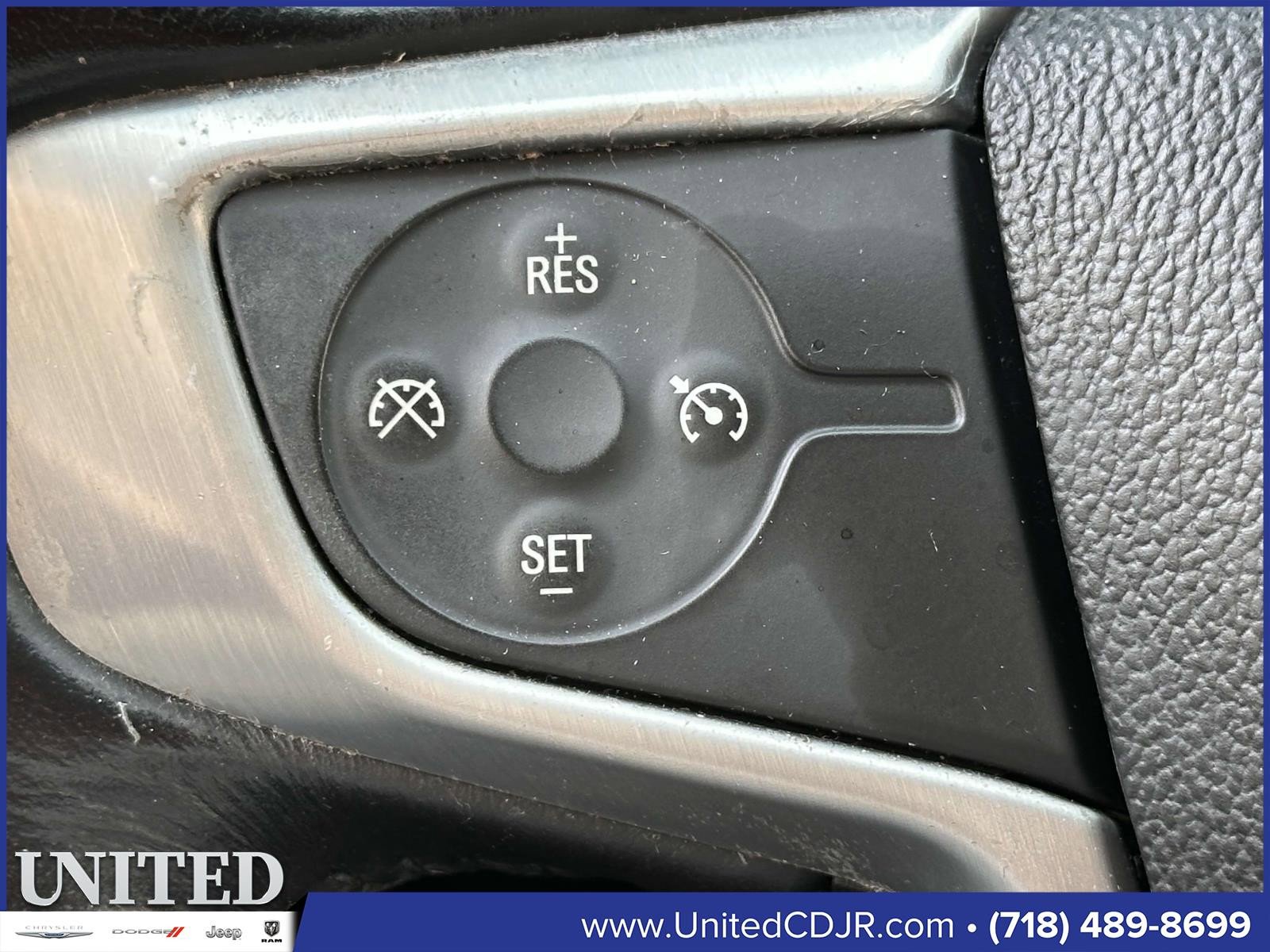 Used 2019 GMC Acadia SLT image 21