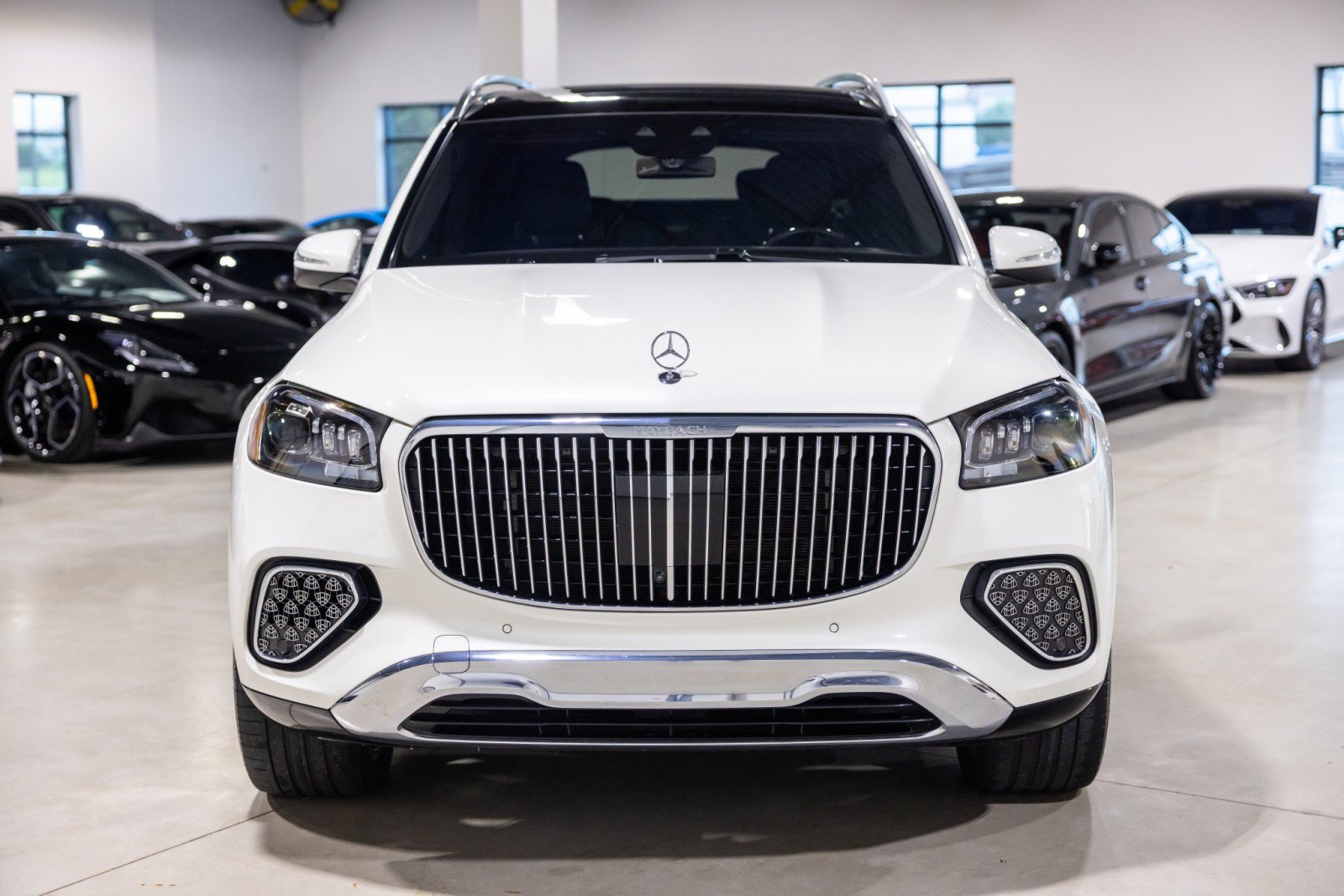 Used 2024 Mercedes-Benz Maybach GLS 600 4MATIC image 11