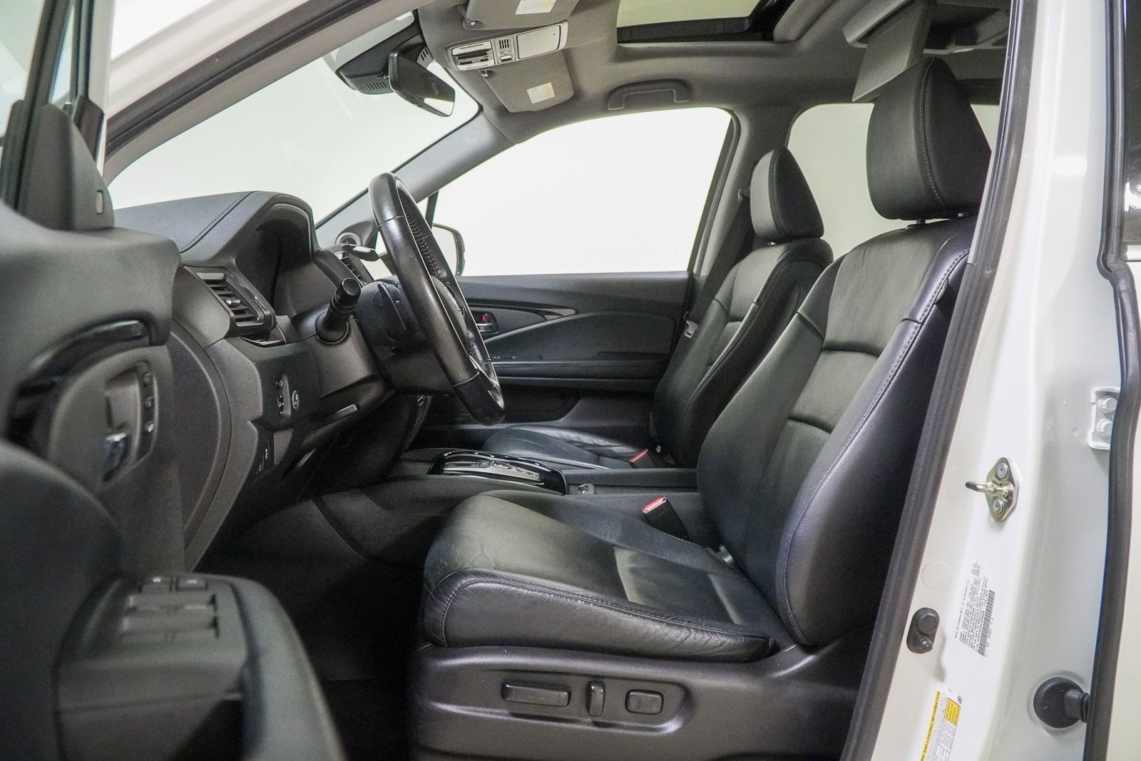 Used 2020 Honda Pilot Touring image 21