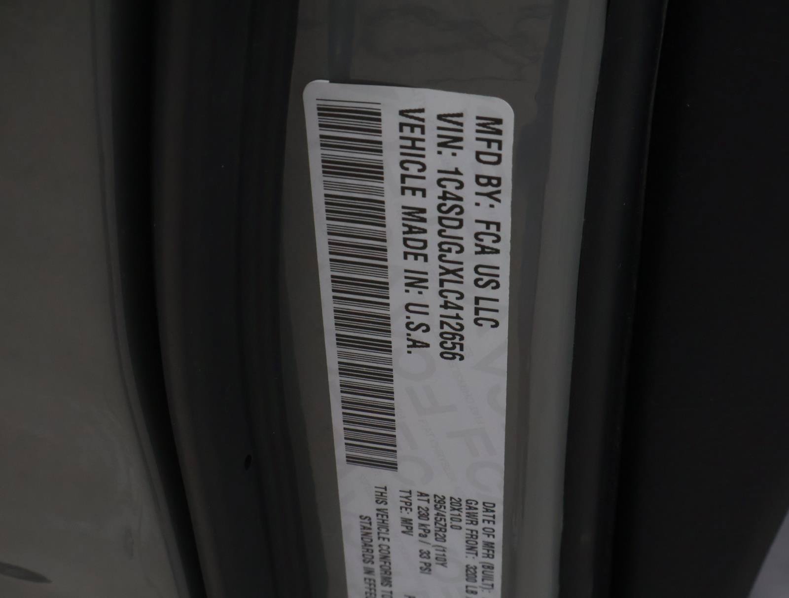 Used 2020 Dodge Durango SRT AWD/4WD image 24
