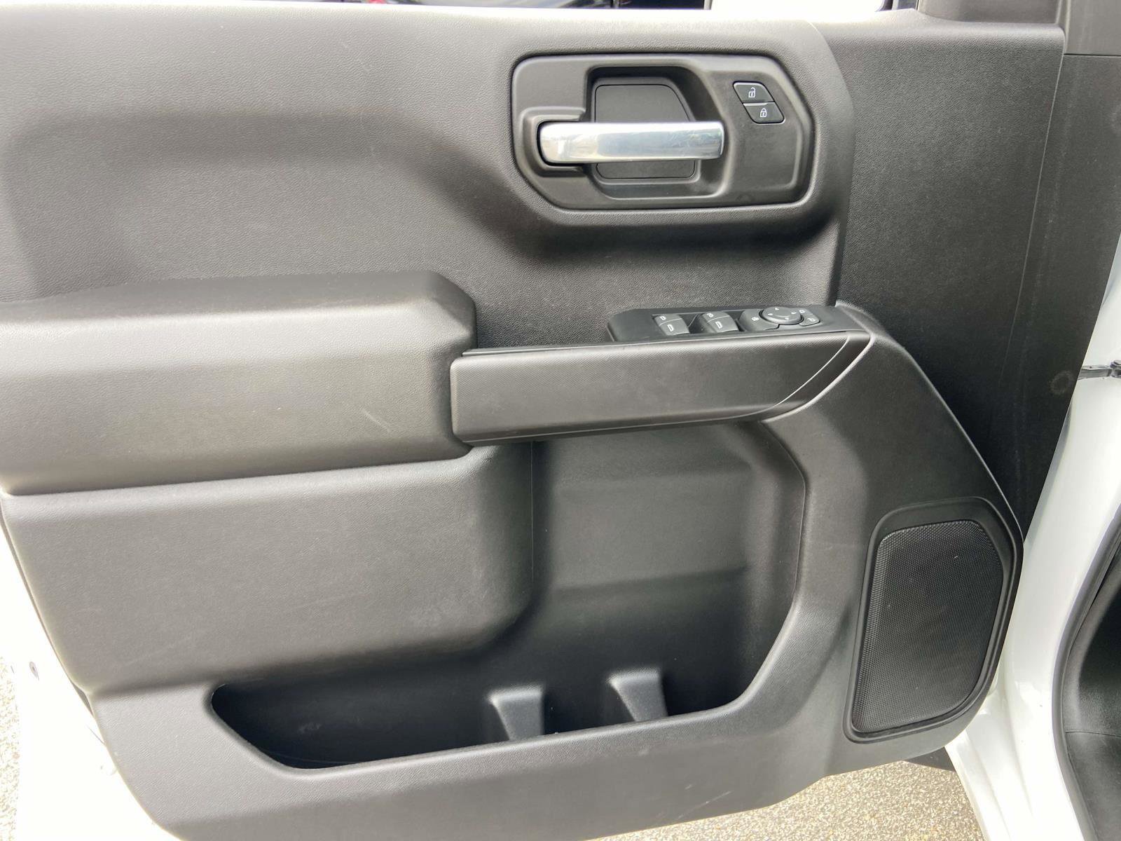 Used 2022 Chevrolet Silverado 1500 Custom image 7