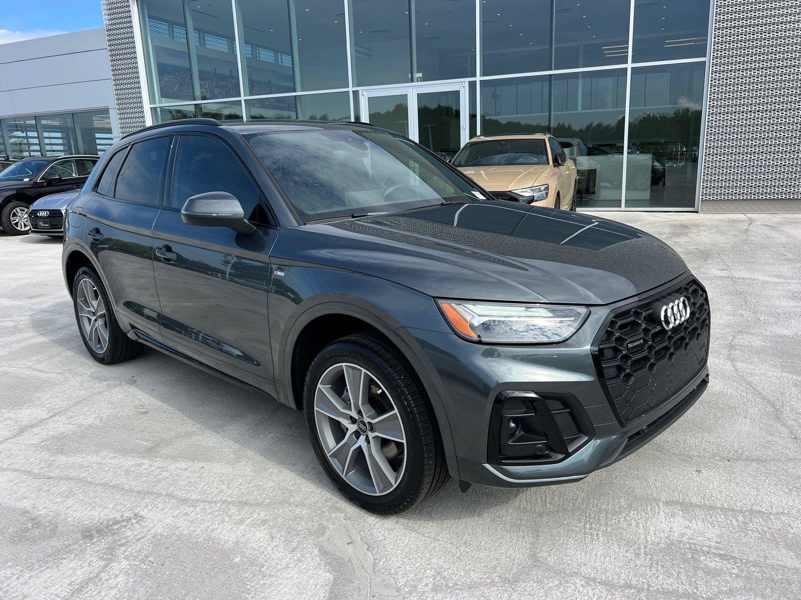 Used 2025 Audi Q5 2.0T Premium AWD/4WD image 3