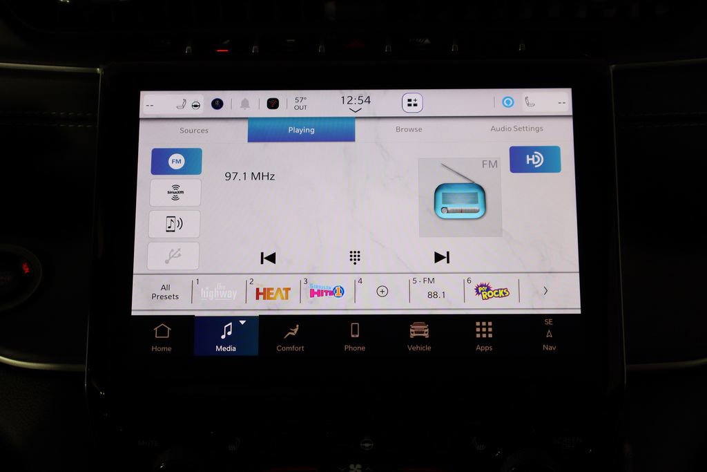 New 2025 Jeep Grand Cherokee Limited image 29