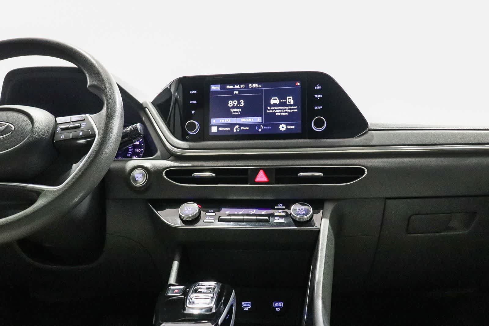 Used 2021 Hyundai Sonata SEL w/ Preferred Accessory Package FWD image 13