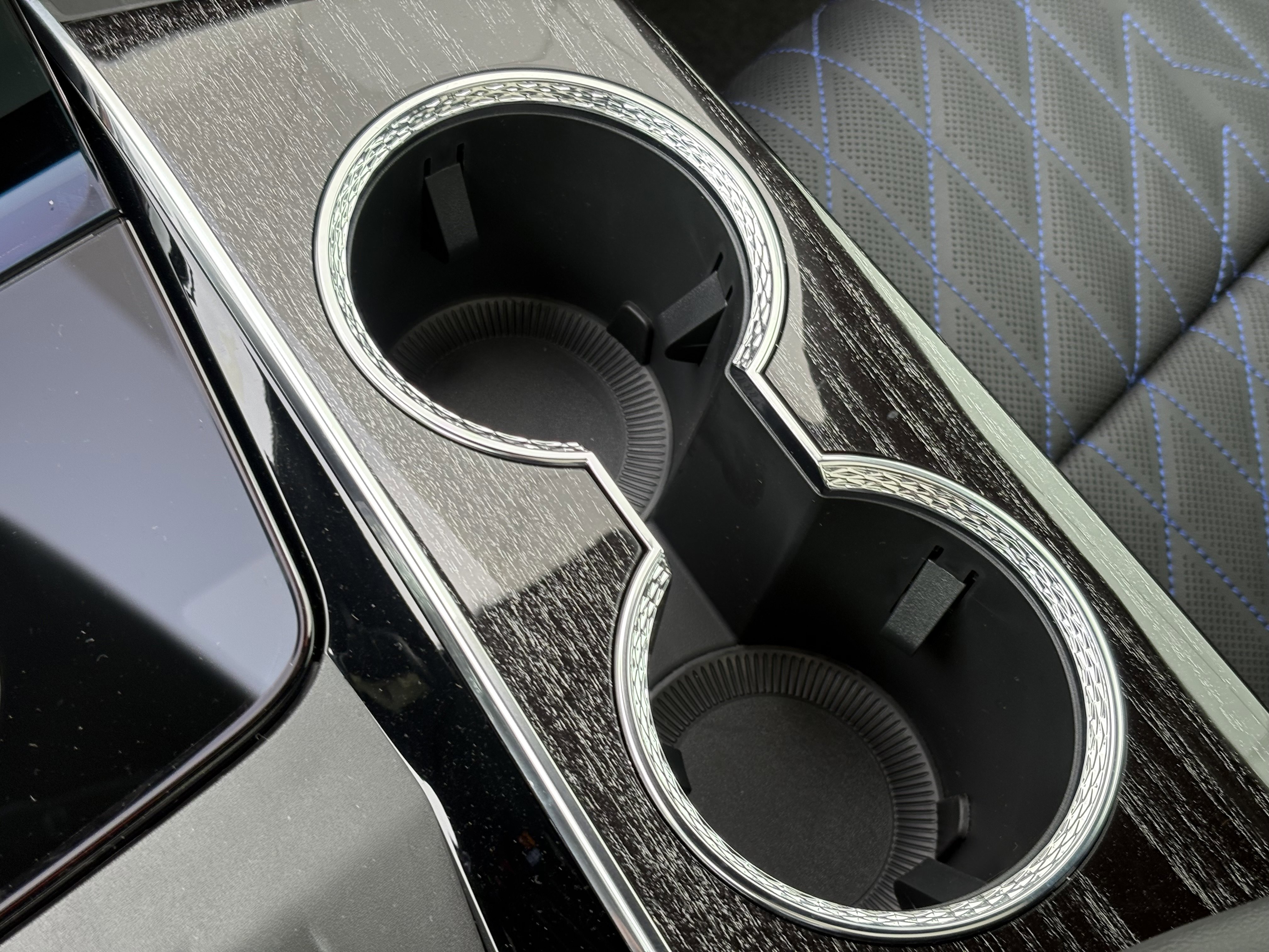 New 2026 Cadillac Escalade IQL Sport 1 image 33