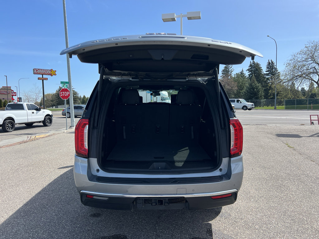Certified 2023 GMC Yukon XL SLT AWD/4WD image 24