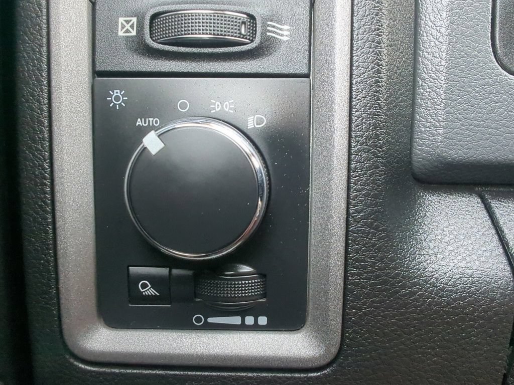 Used 2017 RAM 3500 Tradesman w/ Snow Chief Group AWD/4WD image 24