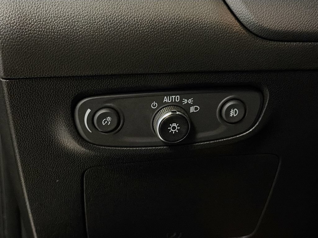 Used 2021 Buick Encore GX Preferred FWD image 13