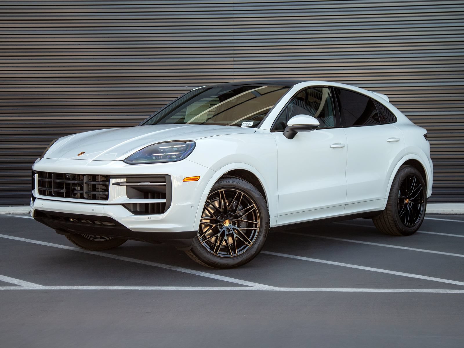 New 2026 Porsche Cayenne Coupe AWD/4WD image 1