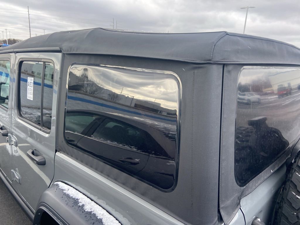 Used 2023 Jeep Wrangler Unlimited w/ Cold Weather Group image 12