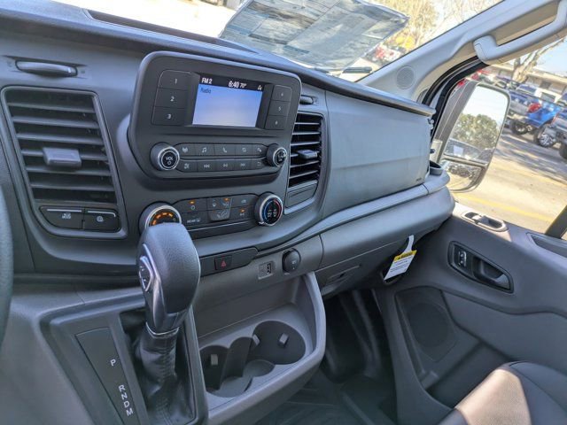 New 2025 Ford Transit 250 Low Roof image 17