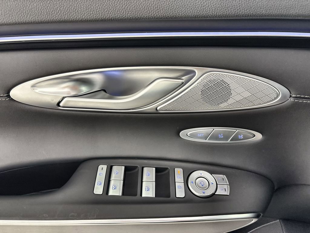 New 2026 Genesis GV70 2.5T Select AWD/4WD image 15