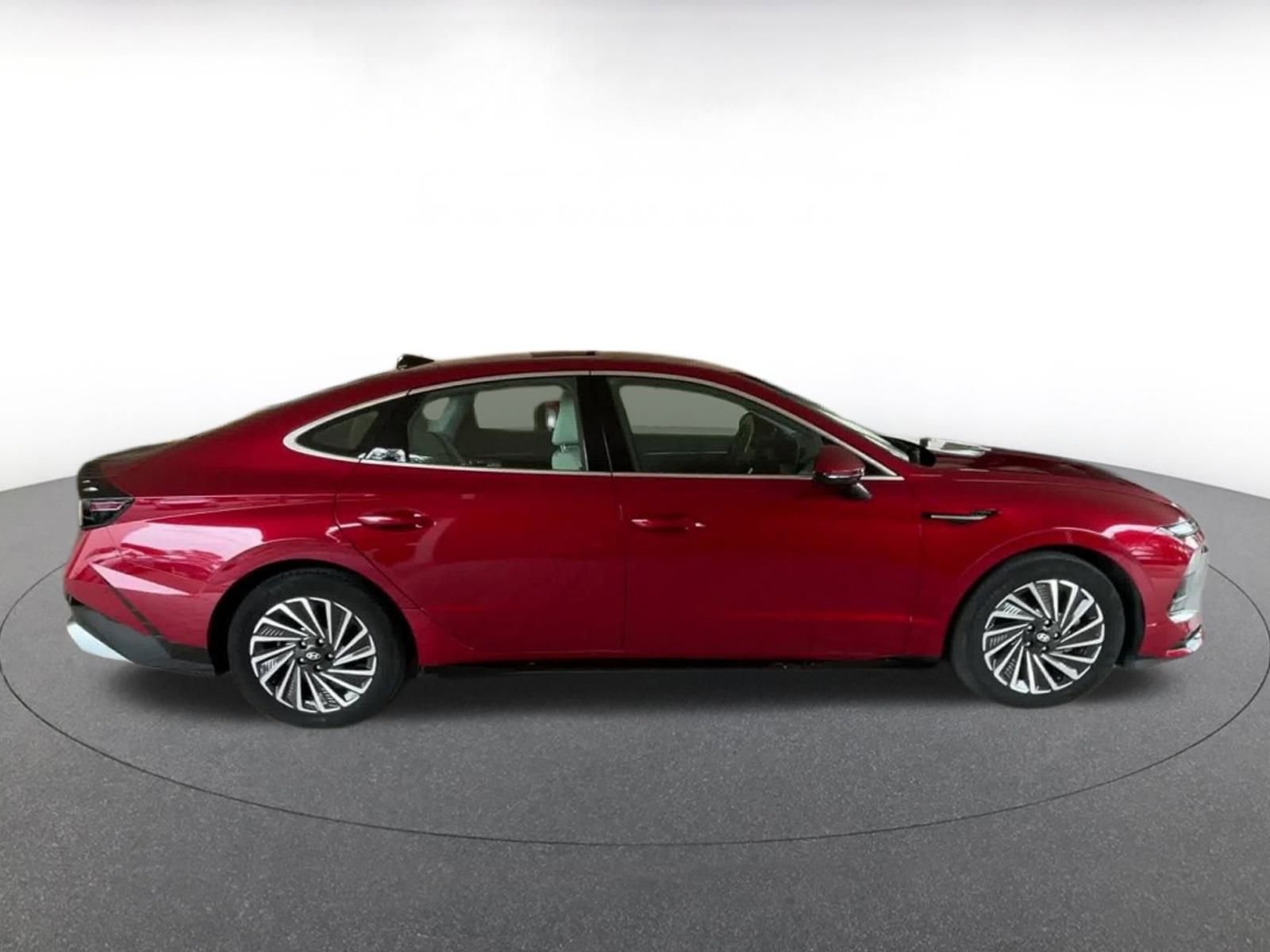 Used 2025 Hyundai Sonata SEL image 16