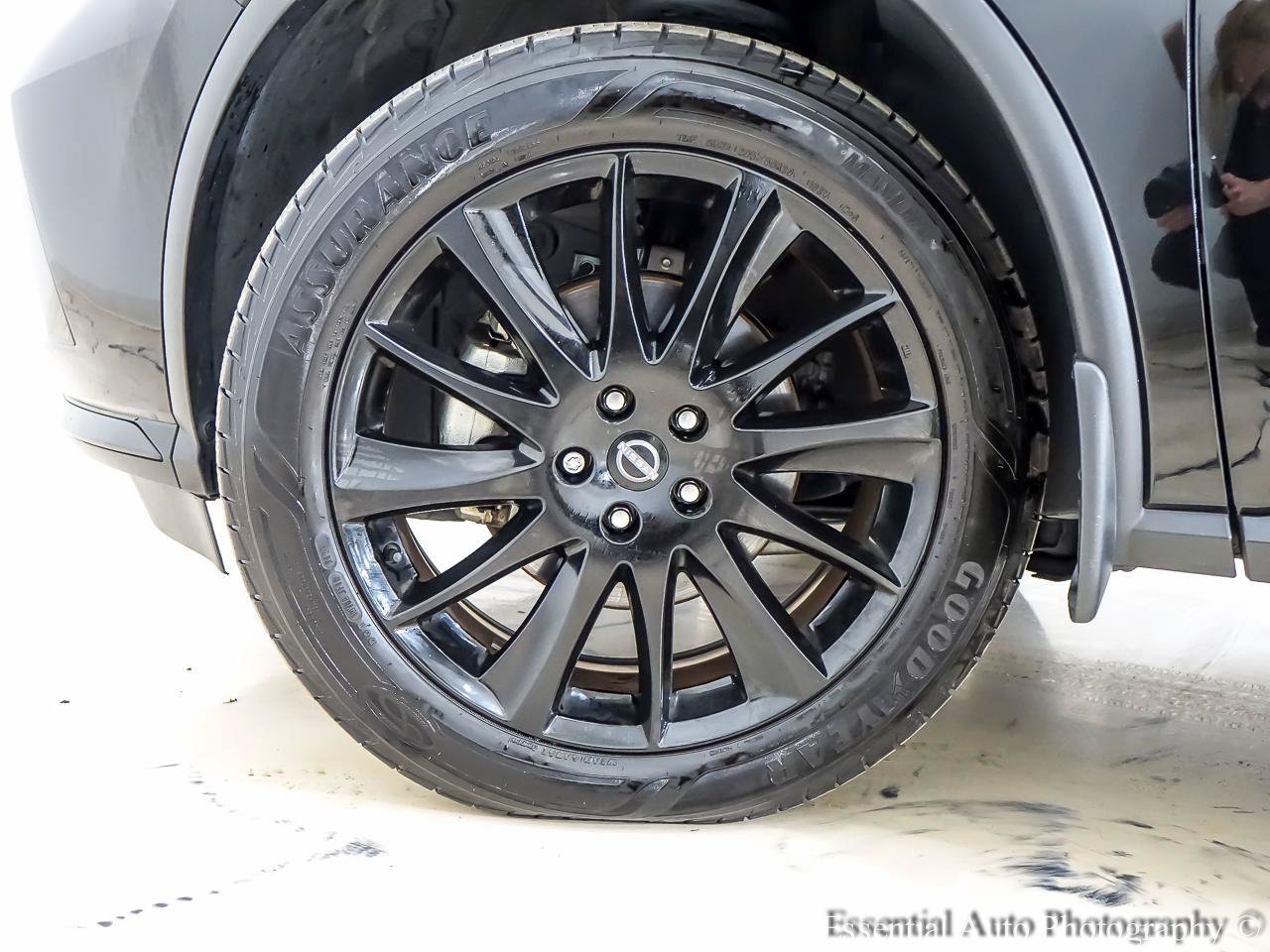 Used 2023 Nissan Murano SV w/ SV Midnight Edition Package FWD image 12