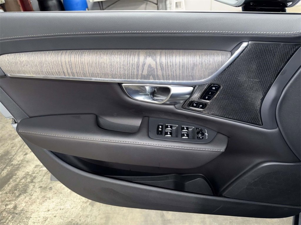 Used 2024 Volvo S90 B6 Ultimate w/ Protection Package Premier image 20