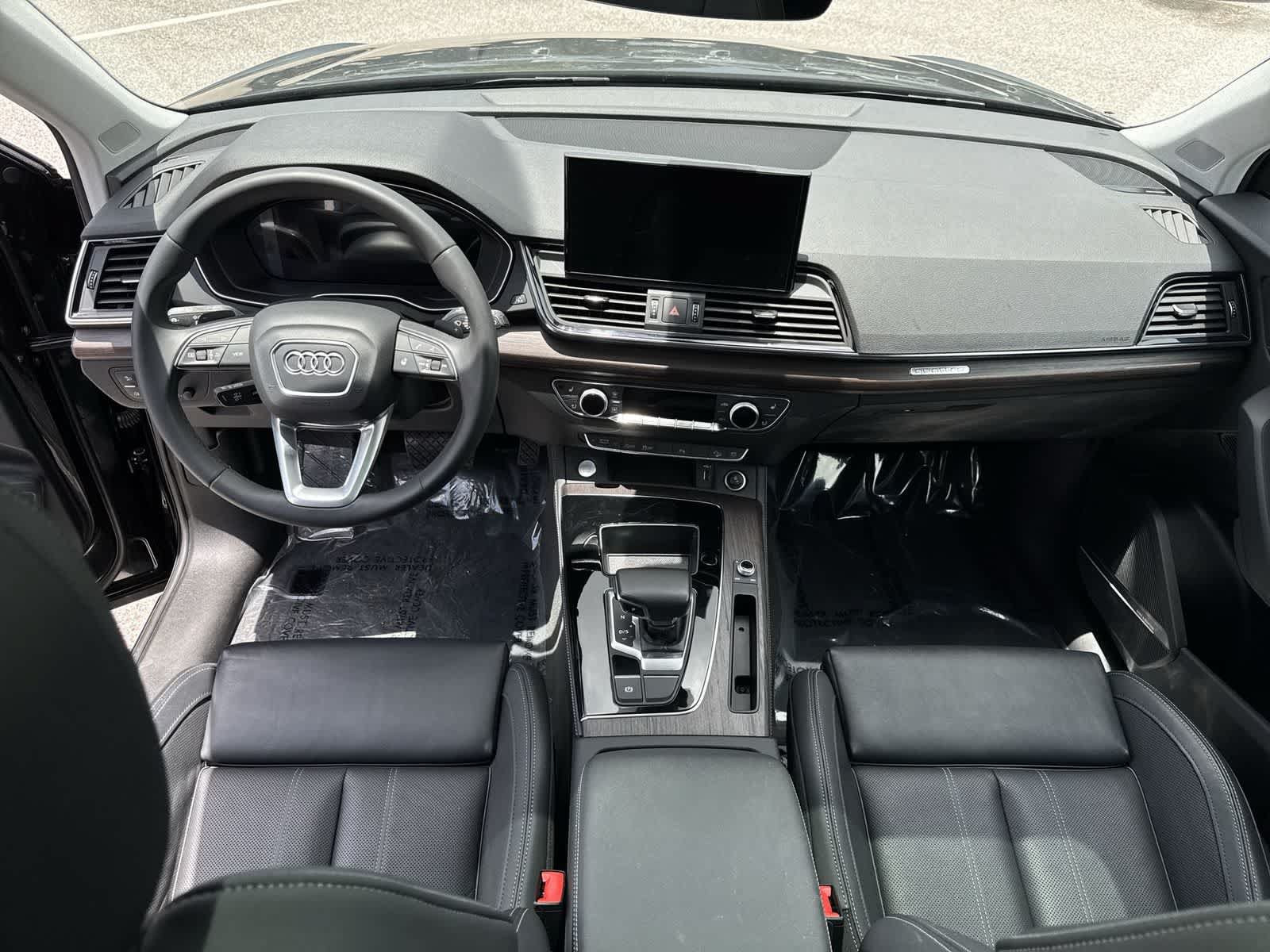 Used 2023 Audi Q5 2.0T Premium Plus w/ Premium Plus Package AWD/4WD image 22