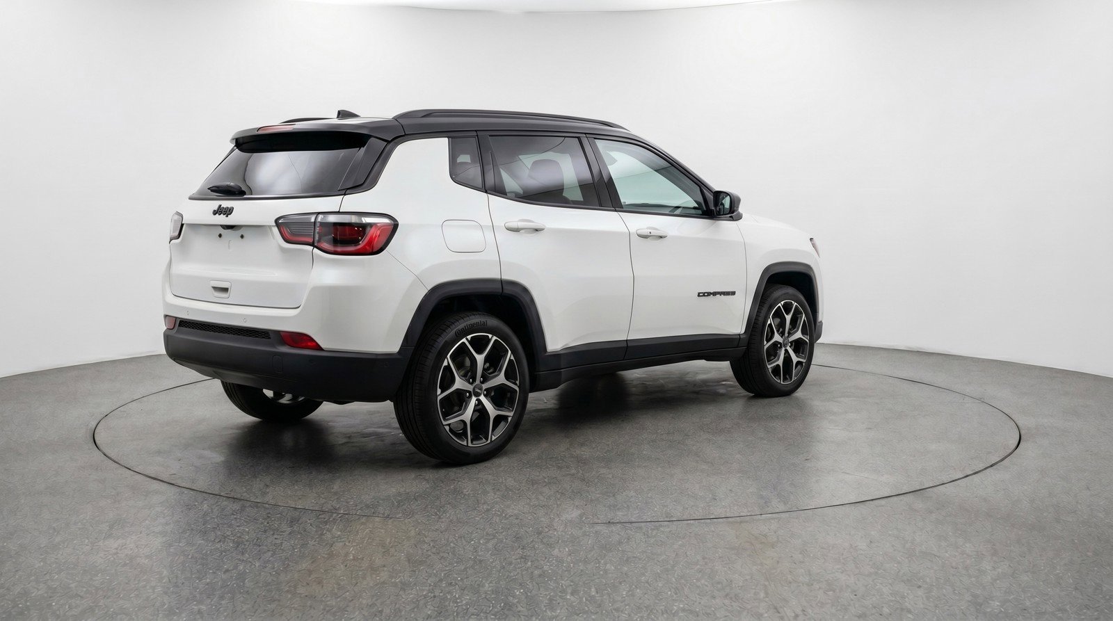 Used 2025 Jeep Compass Limited image 9