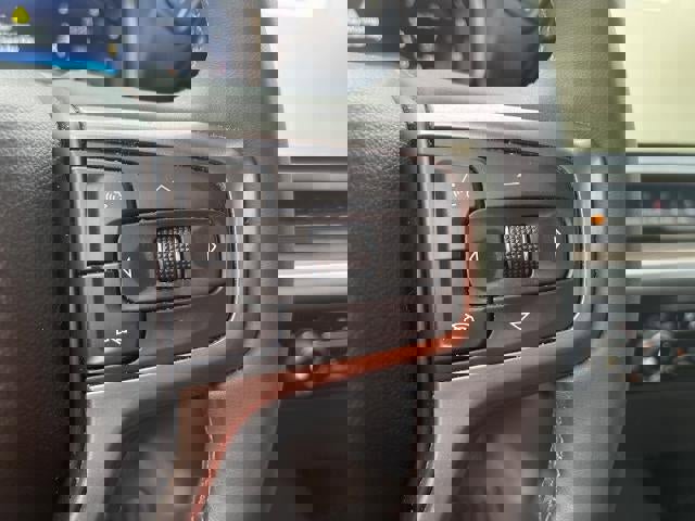 Used 2023 Chevrolet Silverado 1500 LT image 10