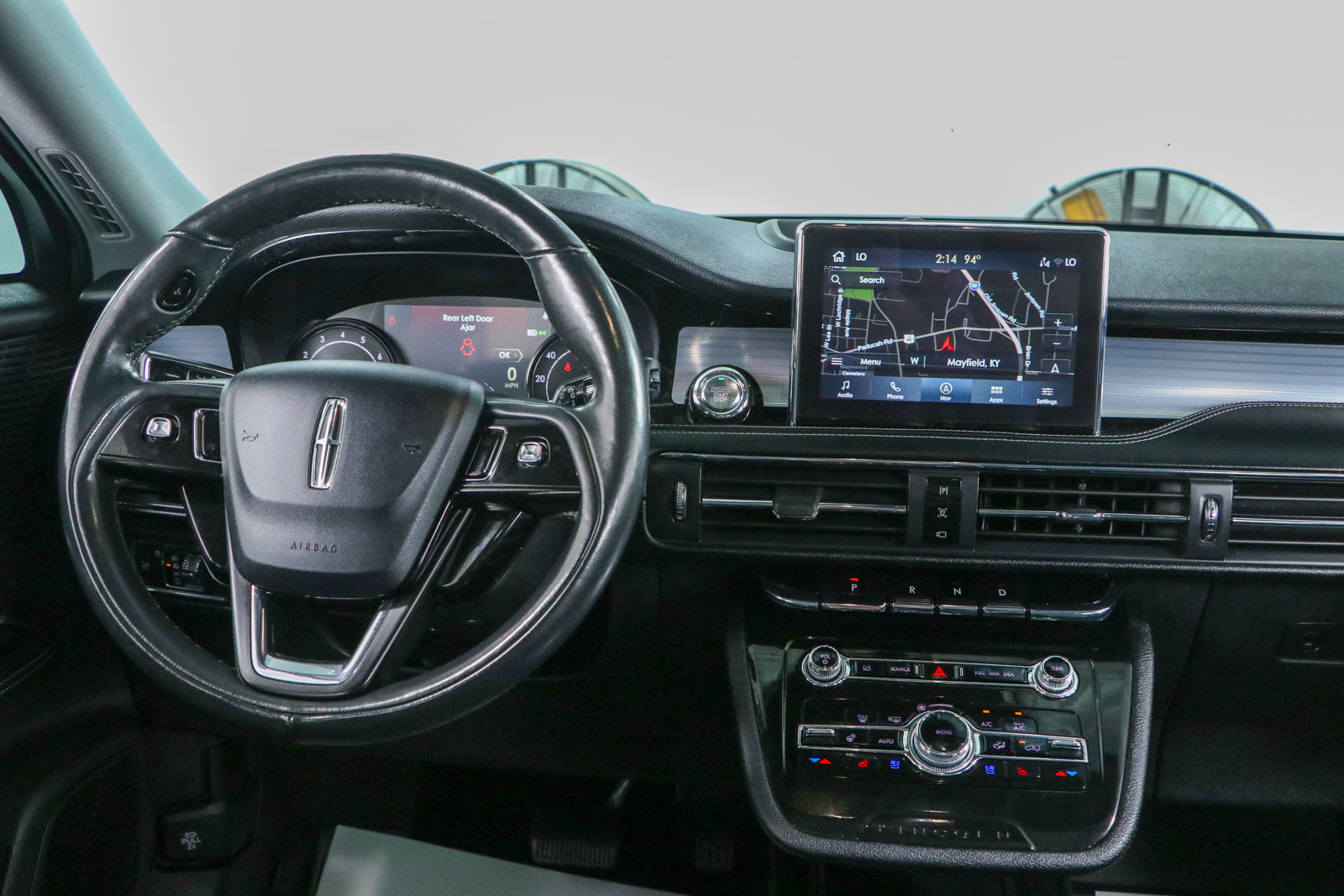 Used 2021 Lincoln Corsair AWD w/ Premium Package image 17